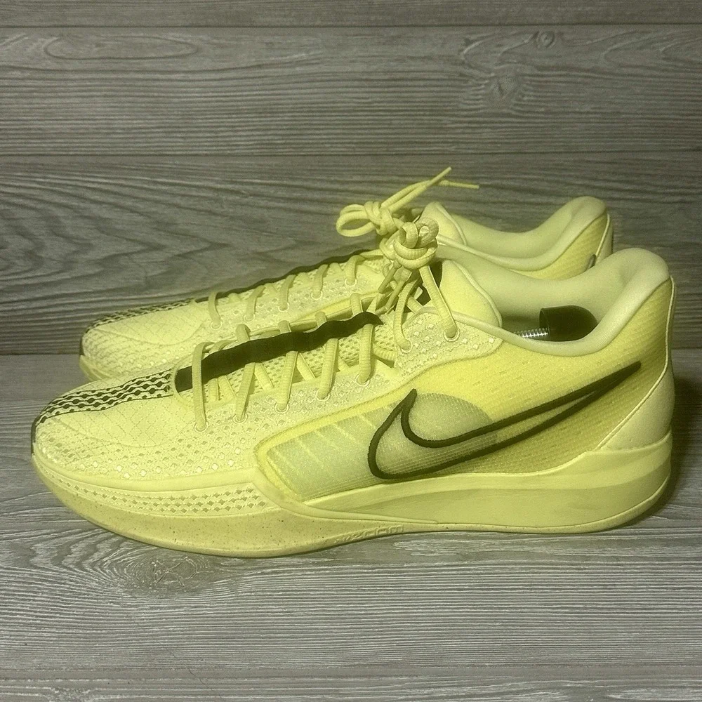 Nike Sabrina 1 Ionic Luminous Green FQ3381-303 Wmns 19.5 Mens 18 Basketball Shoe
